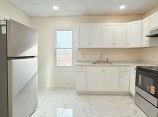 210 Center Ave, Plymouth, PA
