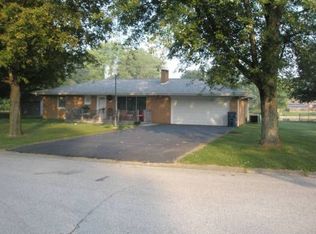 6011 S Amo Ct, Terre Haute, IN 47802