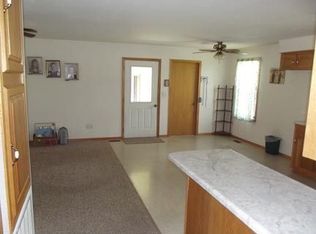 985 Tate Ave, Mammoth Spring, AR 72554