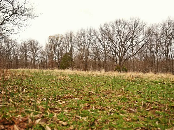 860-400 North Ave, Mount Sterling, IL 62353