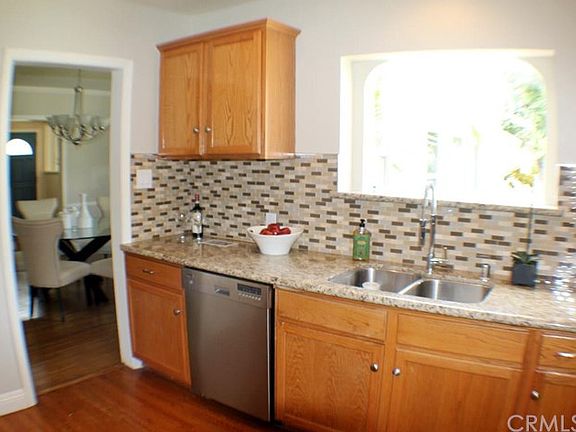 4th image of 4303 Lime Ave