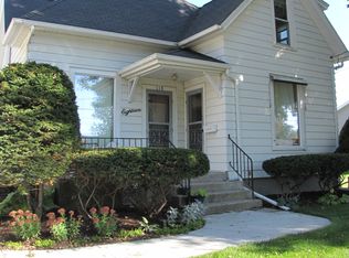 118 S Jackson St, Lisbon, IA 52253