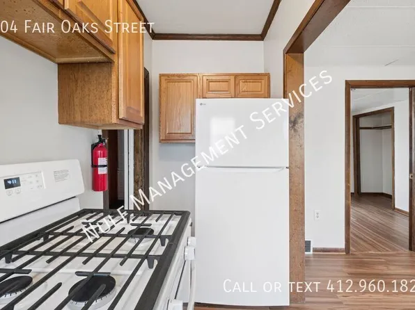 504 Fair Oaks St, Mc Kees Rocks, PA 15136