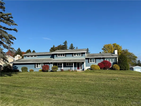 1 Lloyds Ln, New Hartford, NY 13413