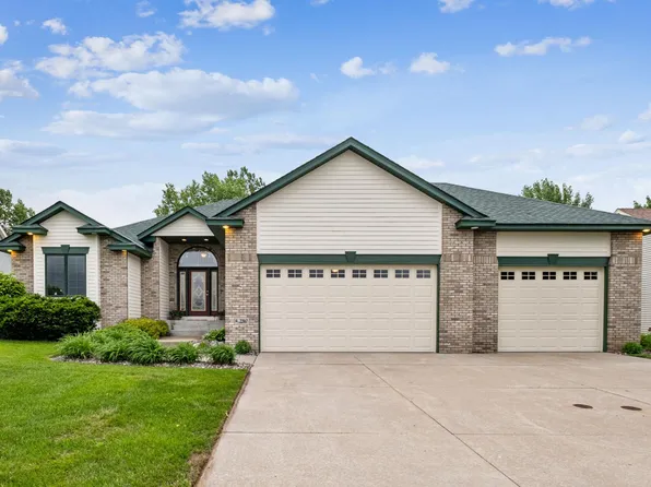22867 Zion Pkwy NW, Oak Grove, MN 55005