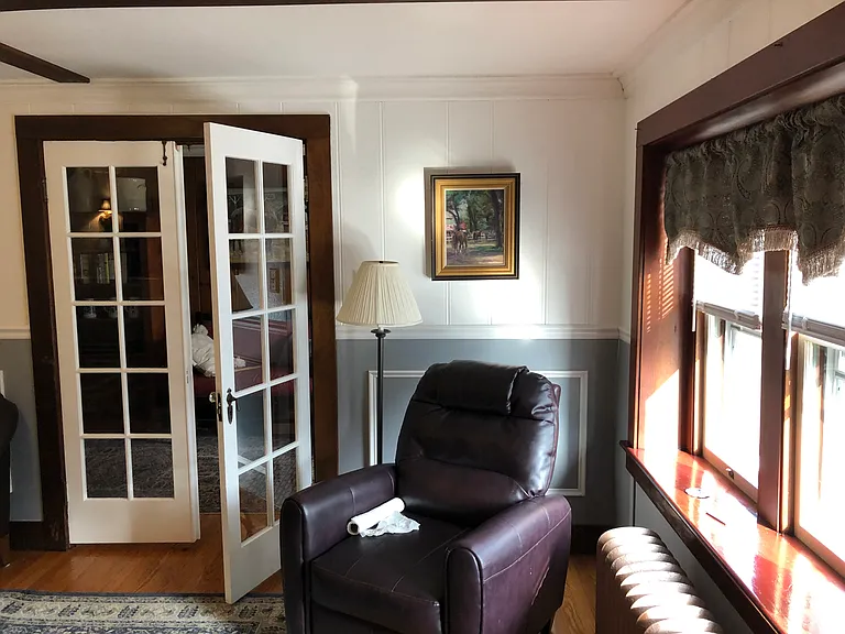 11 Hodgeman St — Photo 1