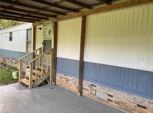 163 Windgate Ct, Mount Airy, NC 27030