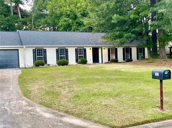 2821 Fieldstone Dr SE, Conyers, GA 30013