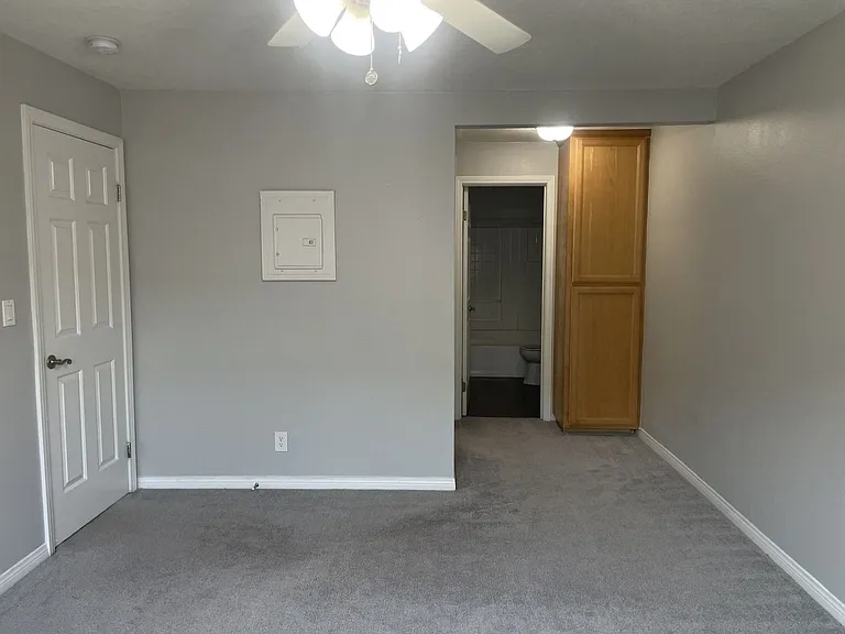 Villa Serrano Apartment Homes — Photo 41