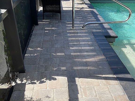 5th image of 6583 Samoa Dr
