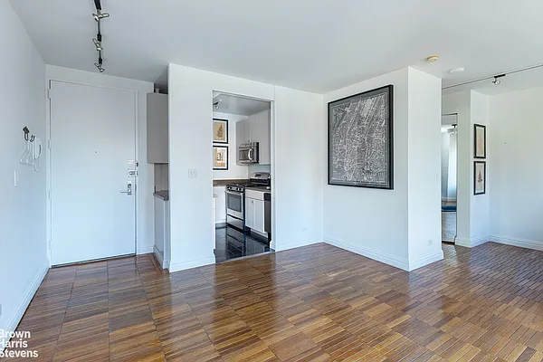 Rented by Brown Harris Stevens | media 7