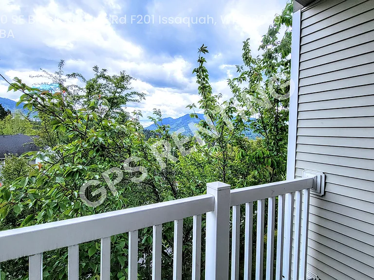 23420 SE Black Nugget Rd #F201 — Photo 9