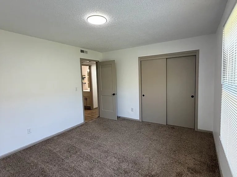 239 N Brunswick St #1 — Photo 9