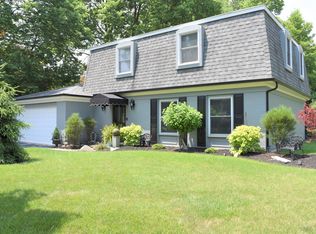 1108 Maplewood Dr, Piqua, OH 45356
