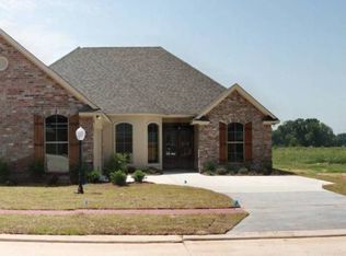 781 Dumaine Ct, Bossier City, LA 71111