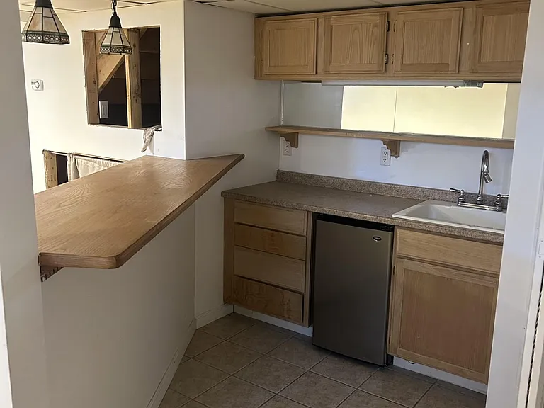 7077 Rolling Hills Dr — Photo 11