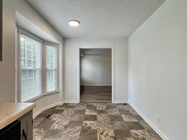 2303 Stokes Rd — Photo 16