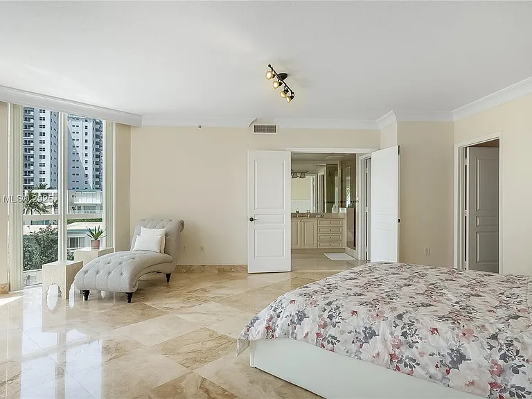1460 S Ocean Blvd #304 — Photo 7