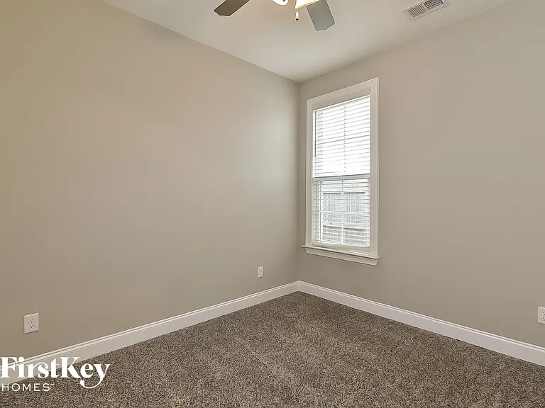 4902 E Margarette Cir — Photo 11