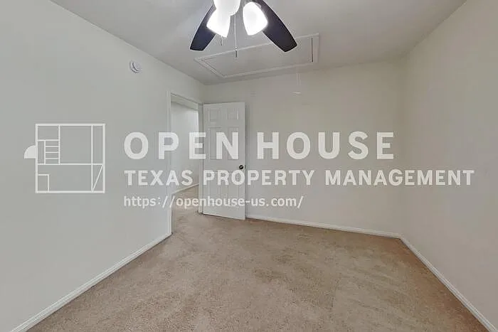 1611 Sterling Village Dr — Photo 13