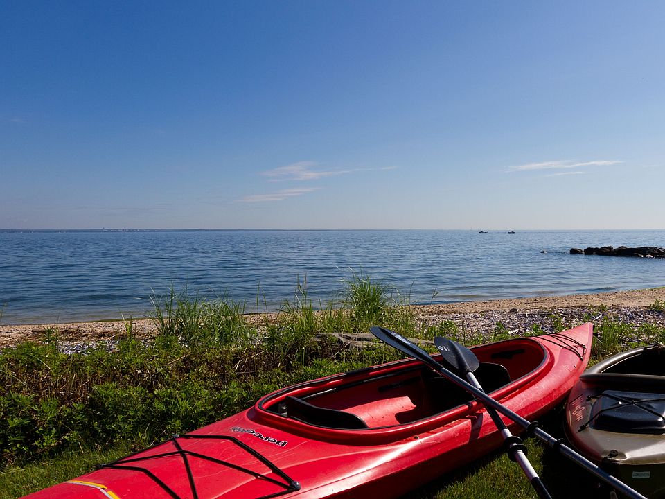 Kayaking and mooring rights are yours!