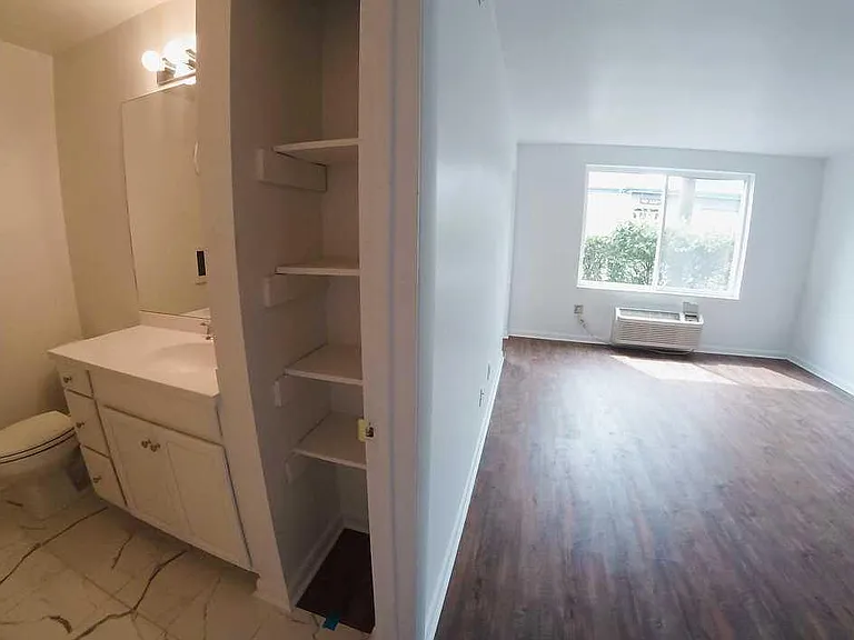 Louise Ave Apartments — Photo 9