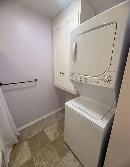 717 W Montana St — Photo 30