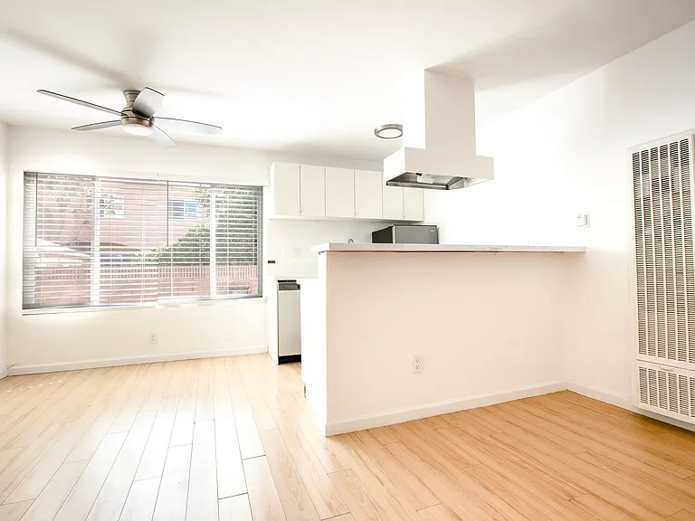 1552 Hi Point St — Photo 8