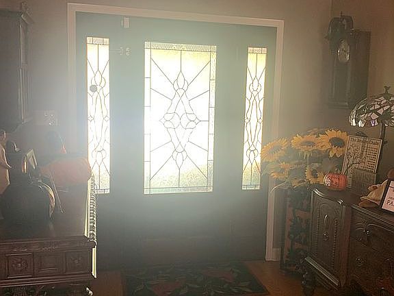 3rd image of 218 Lake Dr
