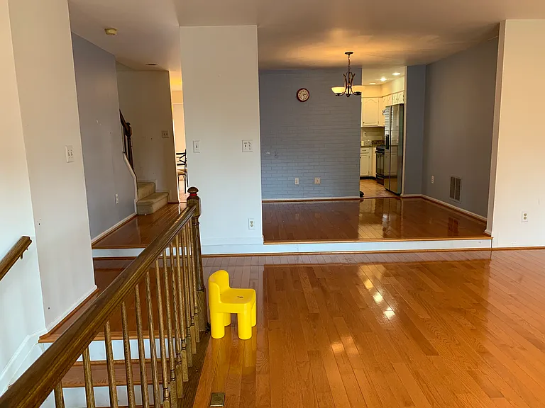 4011 Murdstone Ct — Photo 11