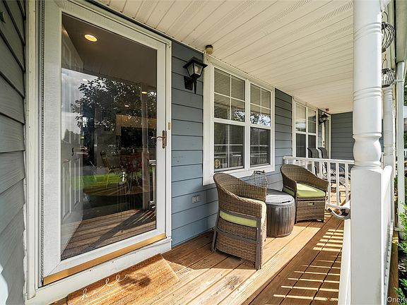 3rd image of 5 Spruce Lane