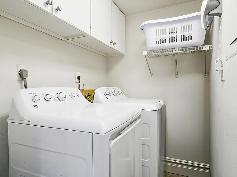 1900 Consulate Pl #1005 — Photo 13