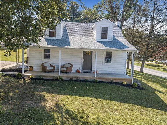 4th image of 36 Beechwood Ave