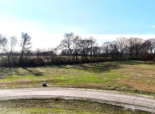 Skyview Circle, Muscle Shoals, AL 35661