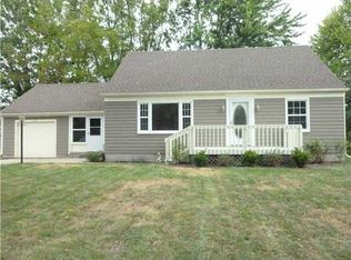 2033 Hoops Dr, Toledo, OH 43611