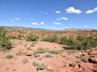 2 Camino Azul, Jemez Pueblo, NM 87024