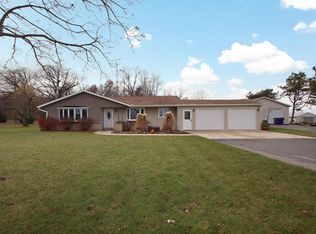 N4026 Hickory Rd, Fond Du Lac, WI 54937
