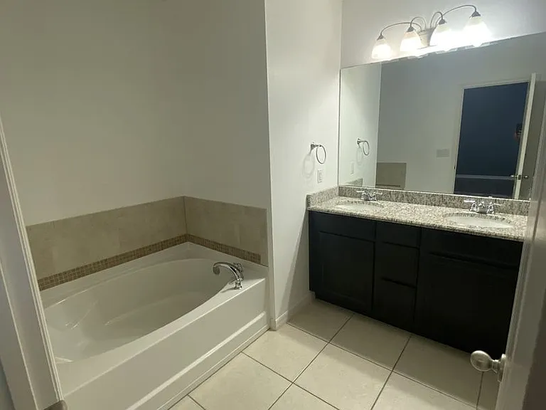 16220 Saint Augustine St — Photo 18
