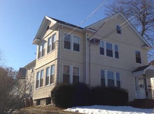 14 Mayflower Ave #TOP, Stamford, CT 06906