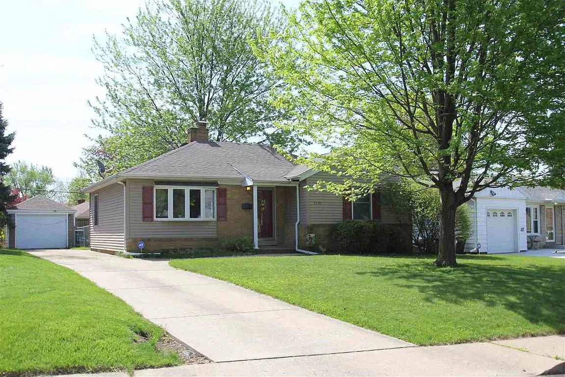 4130 N Devon Ln photo 1