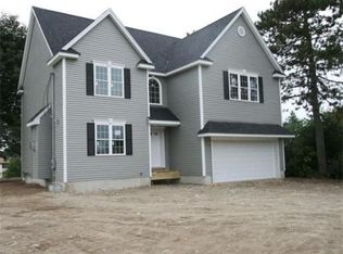 301 Neponset St APT 4, Norwood, MA 02062