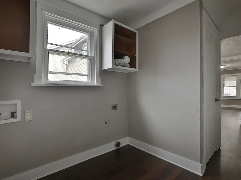Beulah Rd — Photo 11