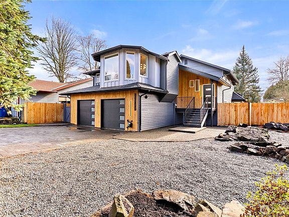 3rd image of 20733 Elberta Road