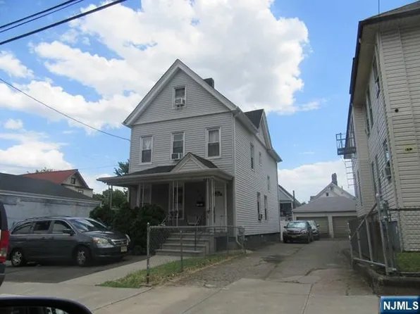 119 Autumn St, Passaic, NJ 07055