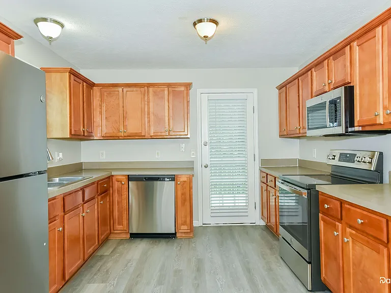 3420 Whitesail Ct — Photo 3
