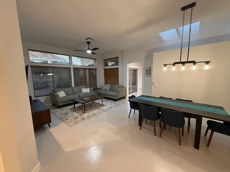 2281 E Gerbera Way