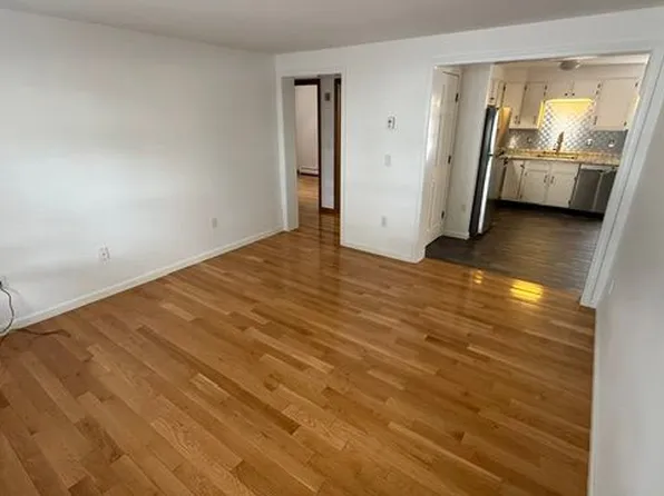 5 Washington St APT 12, Medford, MA 02155