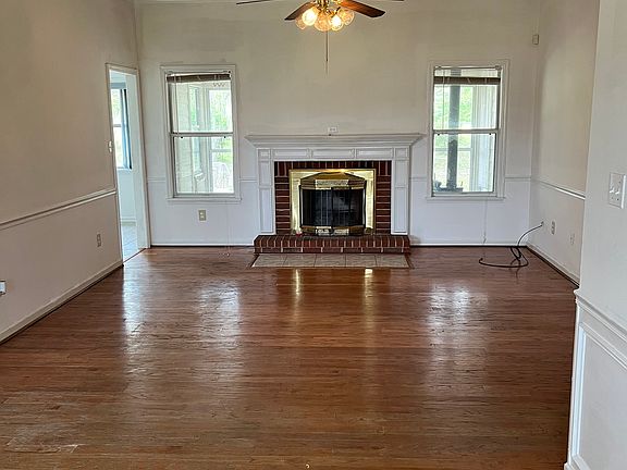 4th image of 4711 Wrightsboro Rd