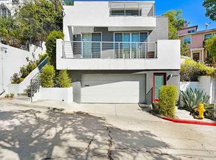 3907 De Longpre Ave, Los Angeles, CA 90027