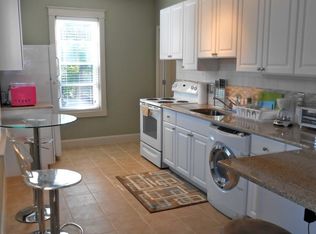 613 Center St FLOOR 2, Bethlehem, PA 18018